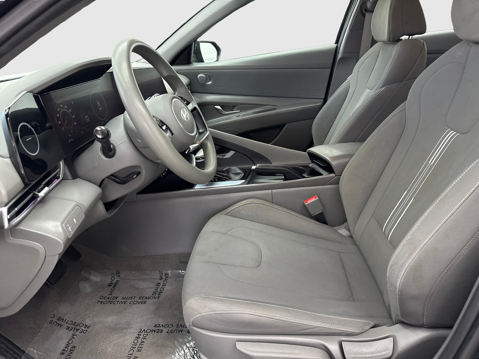 Used 2024 Hyundai Elantra SEL FWD image 17
