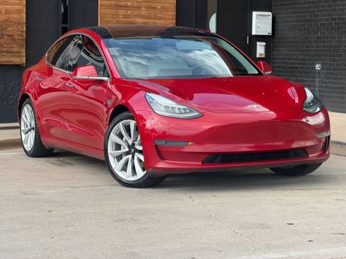 Used 2018 Tesla Model 3 Long Range AWD/4WD image 3