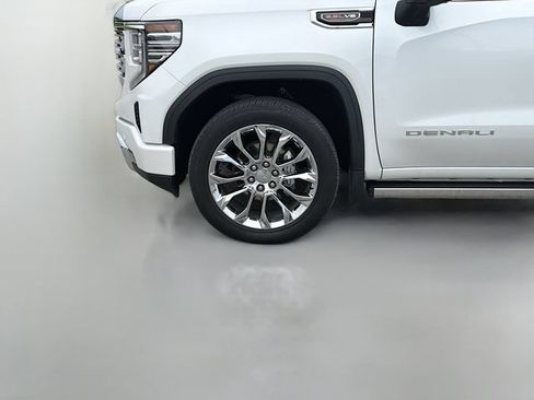 Used 2023 GMC Sierra 1500 Denali w/ Denali Reserve Package AWD/4WD image 39