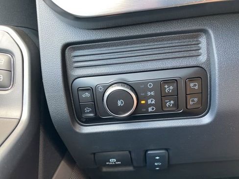 New 2025 Ford F250 Lariat w/ Lariat Ultimate Package image 33