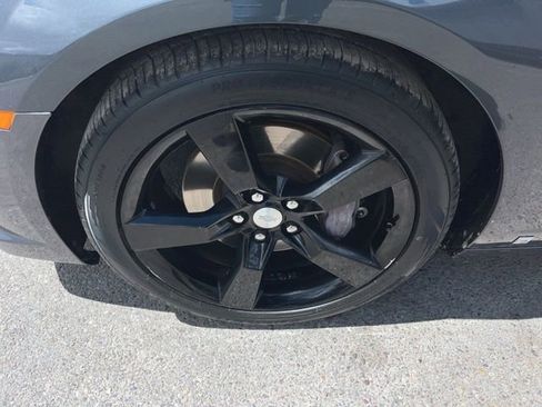 Used 2010 Chevrolet Camaro SS RWD image 21
