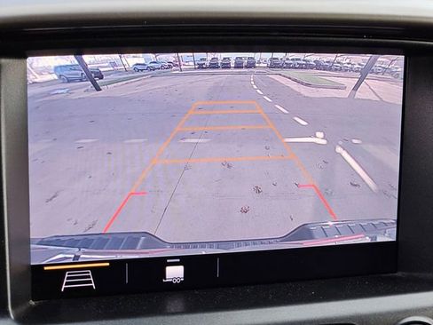 Used 2022 GMC Canyon AT4 w/ Driver Alert Package image 17