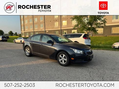 Used 2014 Chevrolet Cruze LT FWD image 1