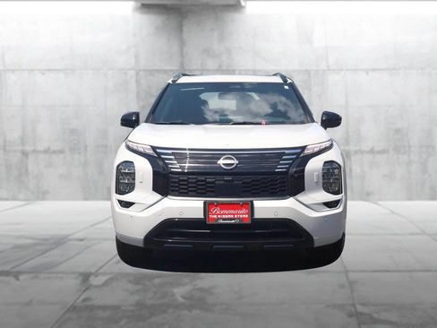 New 2026 Nissan Rogue Platinum AWD/4WD image 4