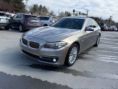 Used 2015 BMW 528i xDrive Sedan AWD/4WD image 2
