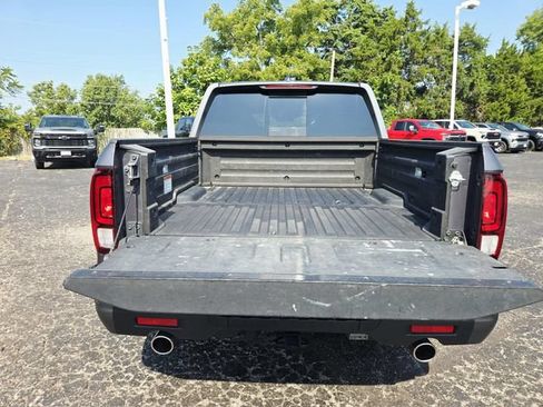 Used 2023 Honda Ridgeline RTL-E image 11