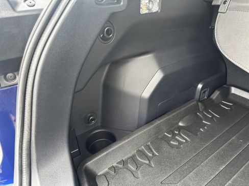 Used 2025 Subaru Crosstrek 2.5i Sport AWD/4WD image 10