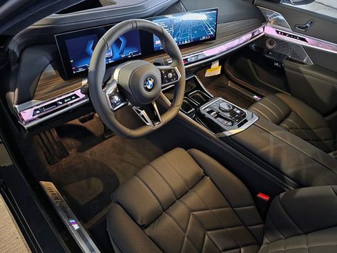 New 2026 BMW 760i xDrive w/ Executive Package AWD/4WD image 8