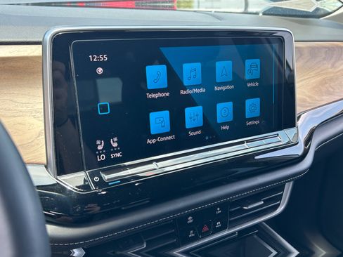 Used 2024 Volkswagen Atlas SE FWD image 27
