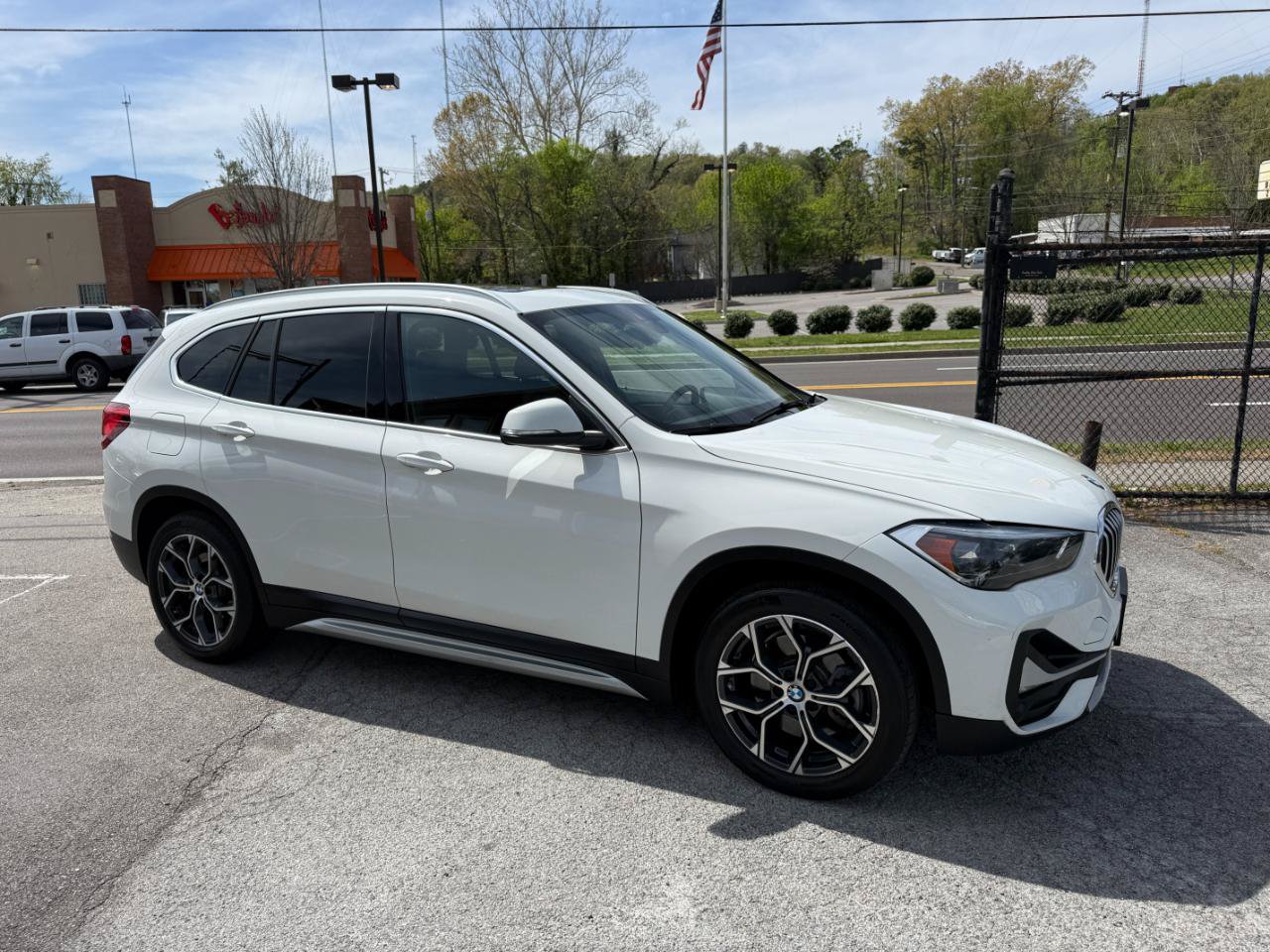 Used 2020 BMW X1 xDrive28i w/ Premium Package AWD/4WD image 2