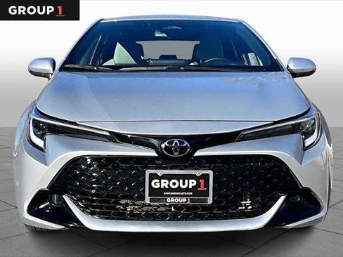 Certified 2024 Toyota Corolla SE w/ SE Package image 4