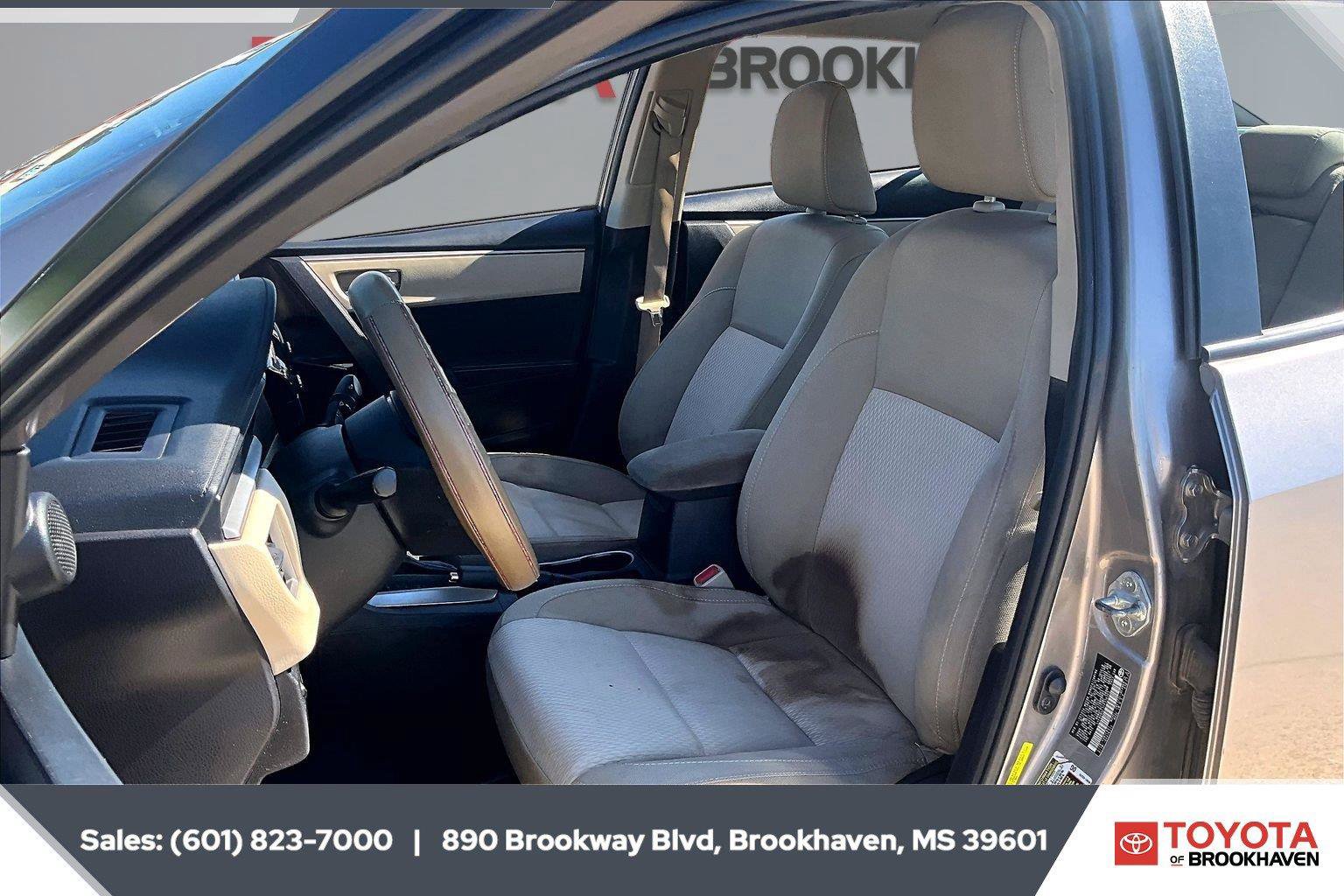 Used 2015 Toyota Corolla FWD image 18