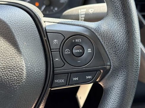 Used 2024 Toyota Corolla LE FWD image 20