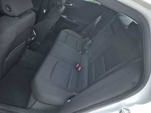 Used 2019 Chevrolet Malibu LT FWD image 7