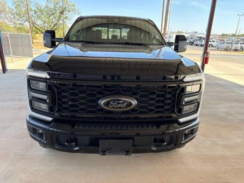 Used 2025 Ford F250 Lariat w/ Lariat Ultimate Package AWD/4WD image 2