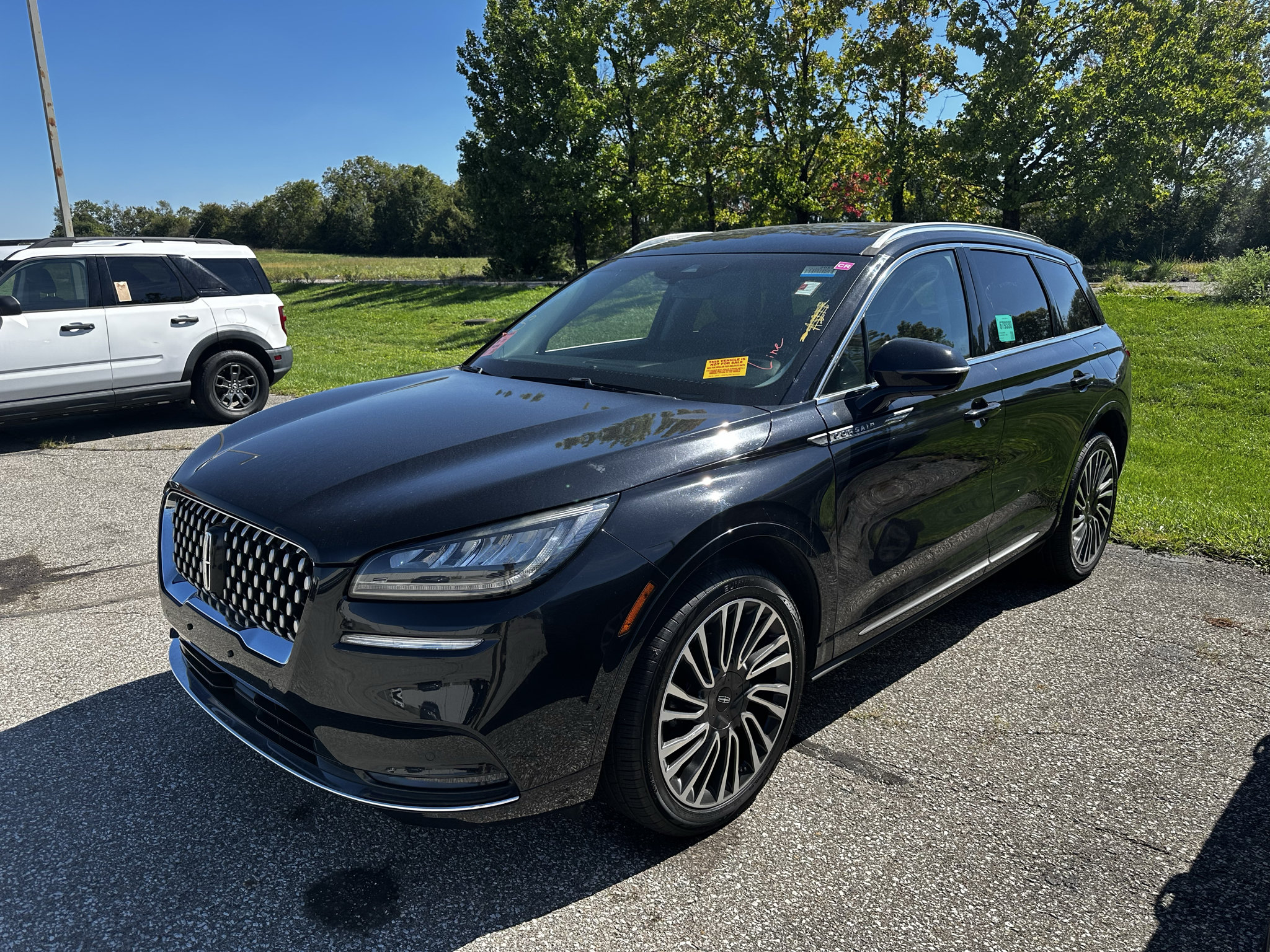 Used 2020 Lincoln Corsair Reserve w/ Equipment Group 201A AWD/4WD image 1