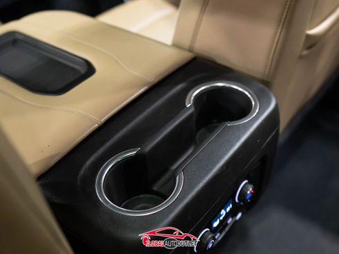 Used 2021 Chevrolet Suburban Premier w/ Premium Package image 24