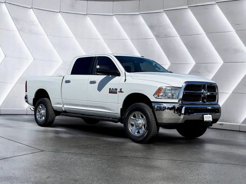 Used 2017 RAM 2500 SLT AWD/4WD image 7