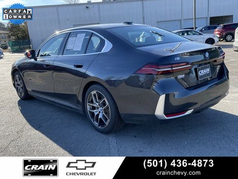 Used 2024 BMW i5 eDrive40i image 5