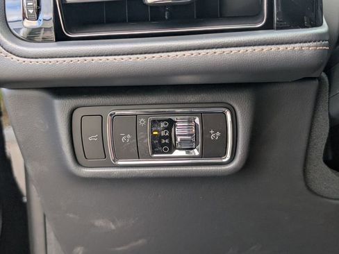 New 2026 Lincoln Aviator AWD image 23