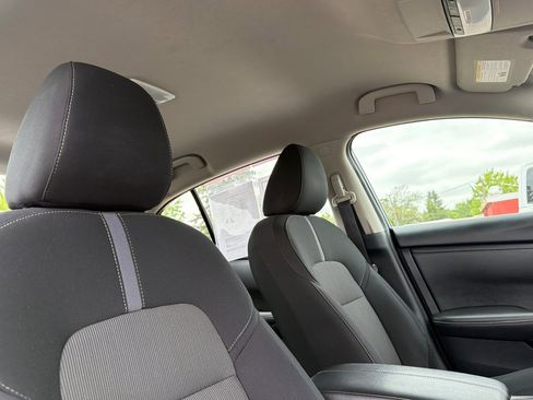 Used 2024 Nissan Sentra SV FWD image 15