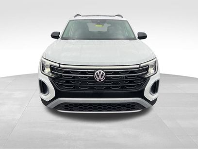 New 2026 Volkswagen Atlas Peak Edition