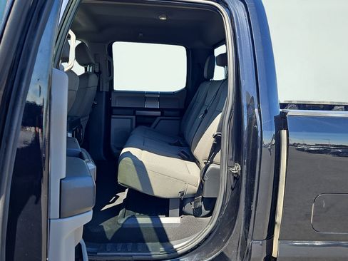 Used 2022 Ford F350 XLT w/ XLT Premium Package AWD/4WD image 20