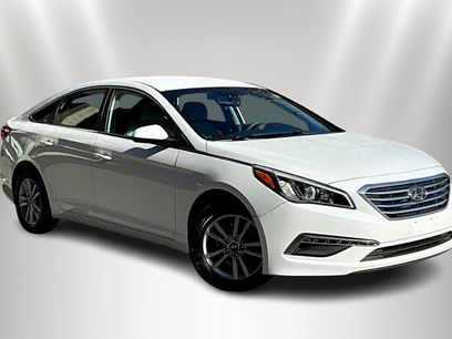 Used 2015 Hyundai Sonata SE w/ Option Group 09