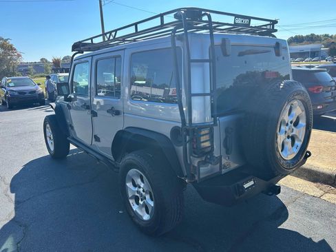 Used 2014 Jeep Wrangler Unlimited Sahara w/ Dual Top Group image 5