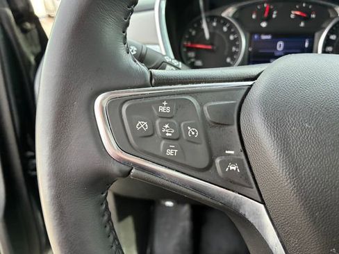 Used 2019 Chevrolet Equinox LT w/ Driver Convenience Package image 23