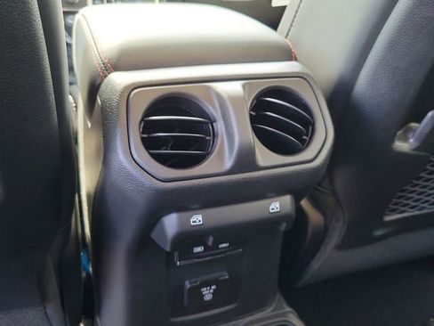 New 2026 Jeep Gladiator Rubicon AWD/4WD image 12