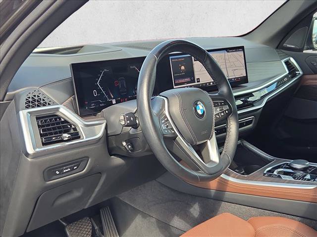 Used 2024 BMW X5 xDrive40i w/ Premium Package AWD/4WD image 13