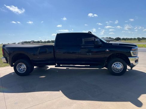 Used 2025 RAM 3500 Tradesman AWD/4WD image 4