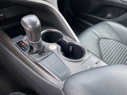 Used 2023 Toyota Camry SE image 10