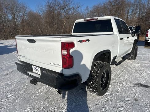 Used 2025 Chevrolet Silverado 2500 Custom w/ Custom Value Package image 7