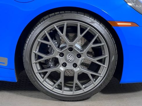 Certified 2024 Porsche 911 Carrera T RWD image 11