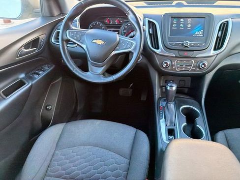 Used 2018 Chevrolet Equinox LT image 21