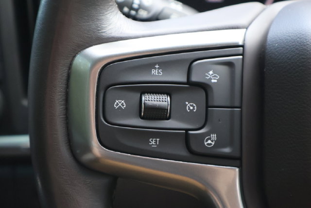 Used 2022 Chevrolet Silverado 2500 LTZ w/ LTZ Premium Package AWD/4WD image 8