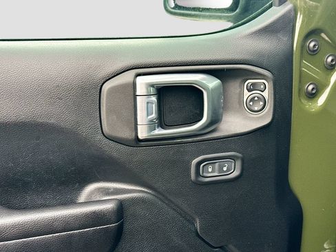 Used 2021 Jeep Wrangler Unlimited Sport AWD/4WD image 19