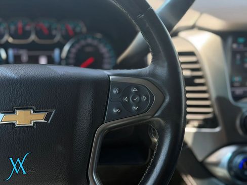 Used 2019 Chevrolet Suburban Premier AWD/4WD image 30