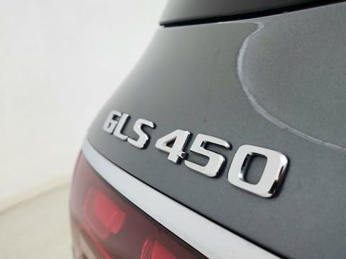 Used 2025 Mercedes-Benz GLS 450 4MATIC image 20