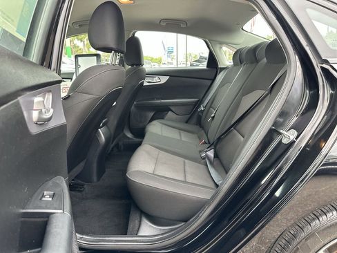 Used 2024 Kia Forte LXS FWD image 18