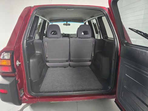 Used 1999 Toyota RAV4 4WD 4-Door image 17