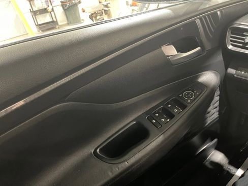 Used 2021 Hyundai Santa Fe SE image 20