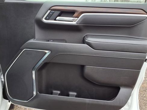 Used 2025 GMC Sierra 1500 SLT image 84