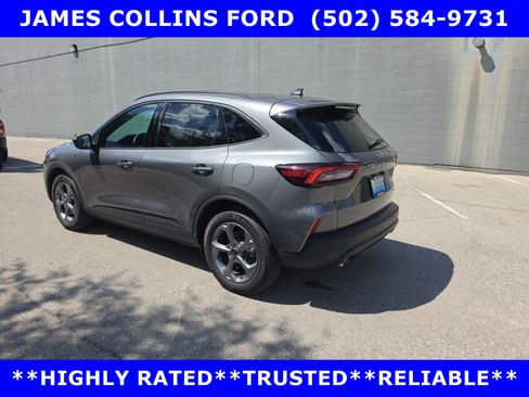 Used 2025 Ford Escape ST-Line w/ Equipment Group 301A FWD image 9
