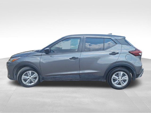 Certified 2025 Nissan Kicks Play S FWD image 5