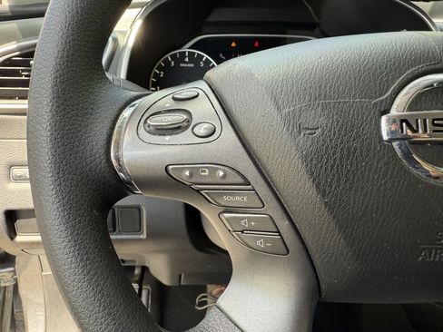 Used 2022 Nissan Murano S image 20