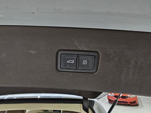 Used 2018 Audi Q7 3.0T Prestige w/ Prestige Package image 14