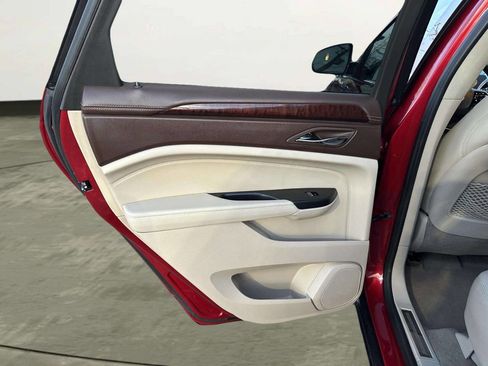 Used 2014 Cadillac SRX Luxury w/ Driver Awareness Package image 12